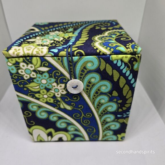 Vera Bradley 2011 Rhythm And Blues Glass Ball Ornament Christmas W Box - Picture 2 of 7